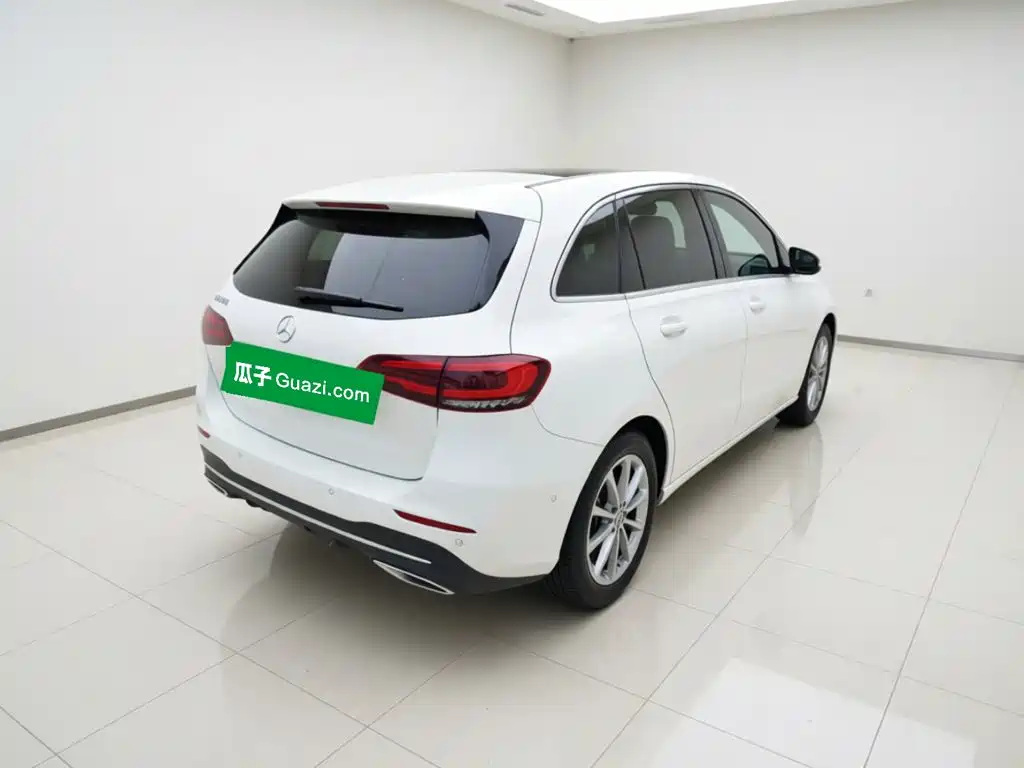 Mercedes-Benz B-Class 2023 2022 Facelift II B 200 Style