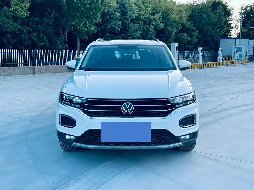 Volkswagen T-Roc, миниатюра 3