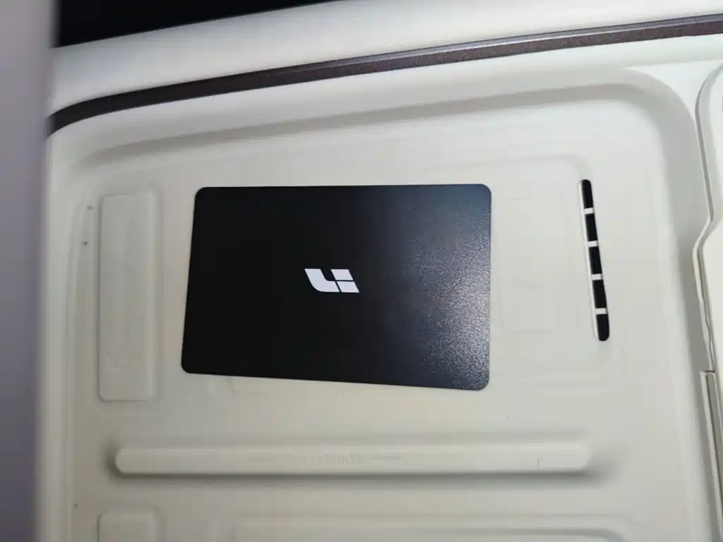 Li Auto i6 2026 2025 4WD Base Model