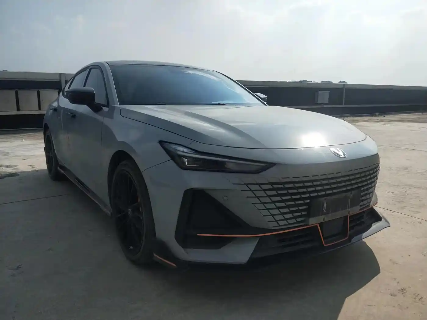 CHANGAN UNI-V
