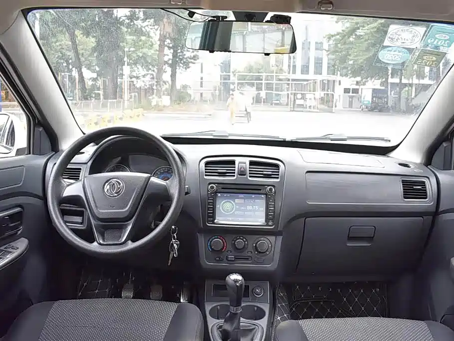 Dongfeng Fengguang Fengguang 330 2017 2014 1.5L Manual Utility DK15