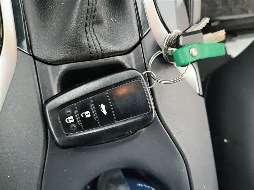 Toyota Corolla 2019 1.2T S-CVT GL-i Elite Edition фото 12