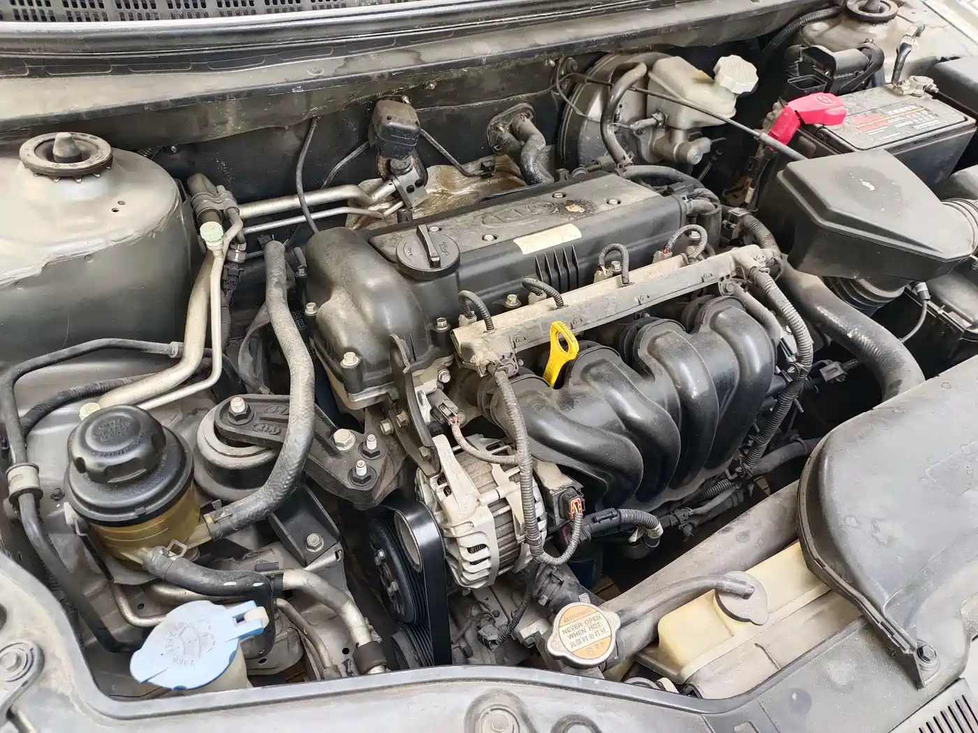 Kia Forte 2009 1.6L MT GLS фото 16