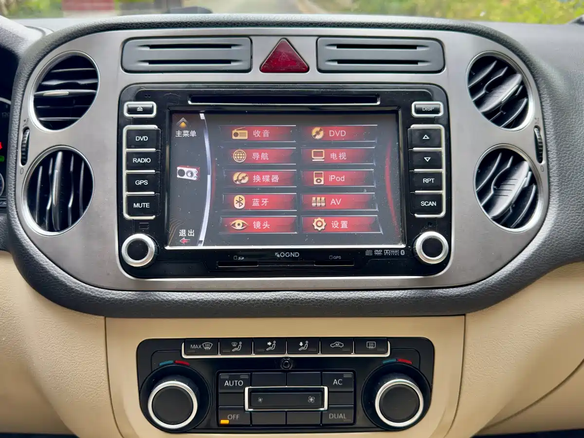 Volkswagen Tiguan 2012 1.8TSI Automatic 2WD Trend Edition фото 15