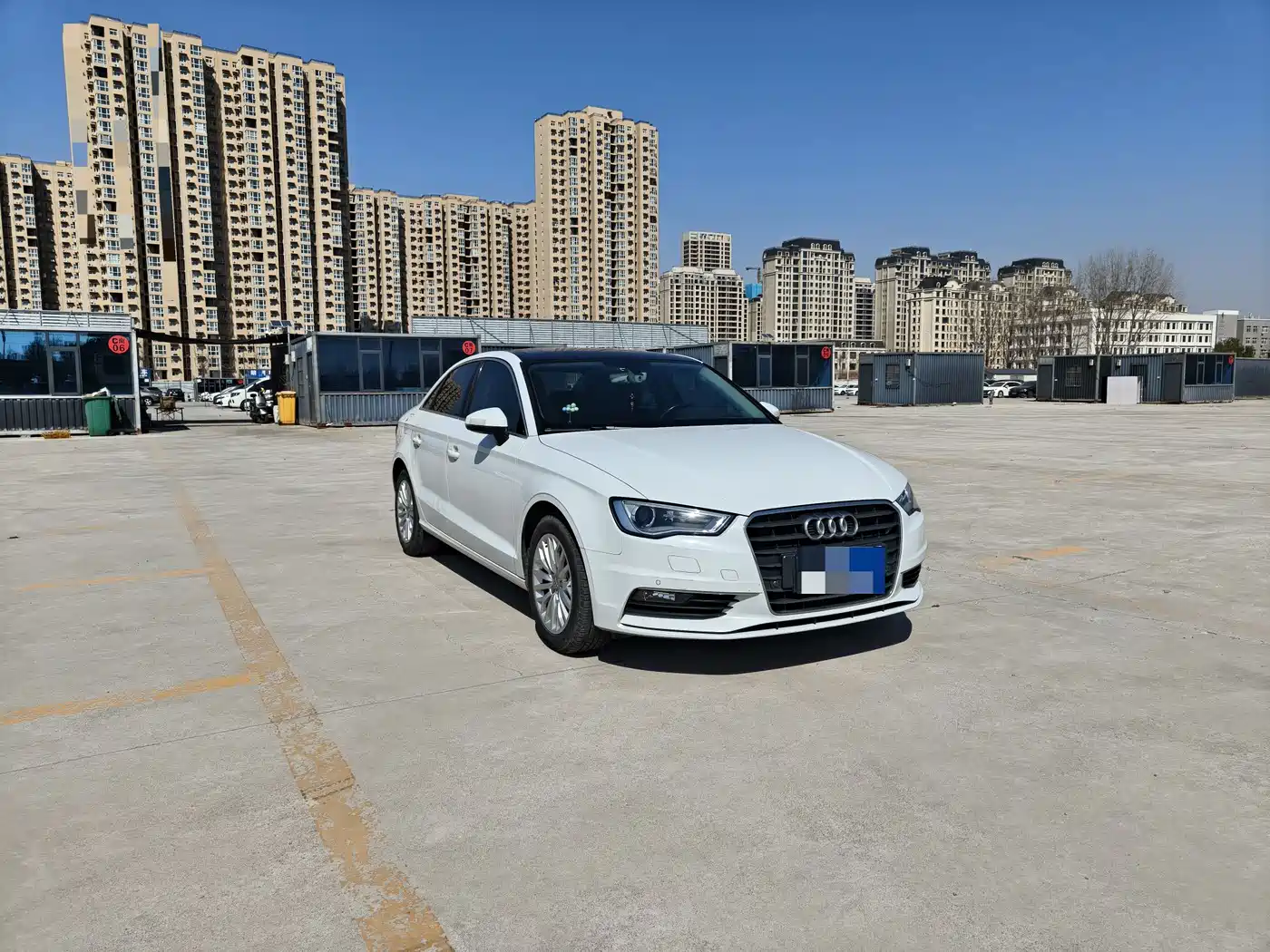 Audi A3 2016 Limousine 35 TFSI Leadership фото 3