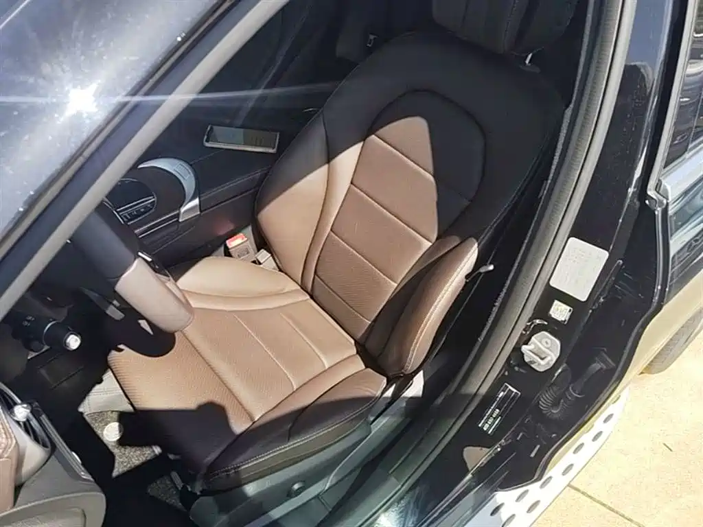 Mercedes-Benz GLC 2022 Facelift GLC 300 L 4MATIC Dynamic Collector's Edition фото 15