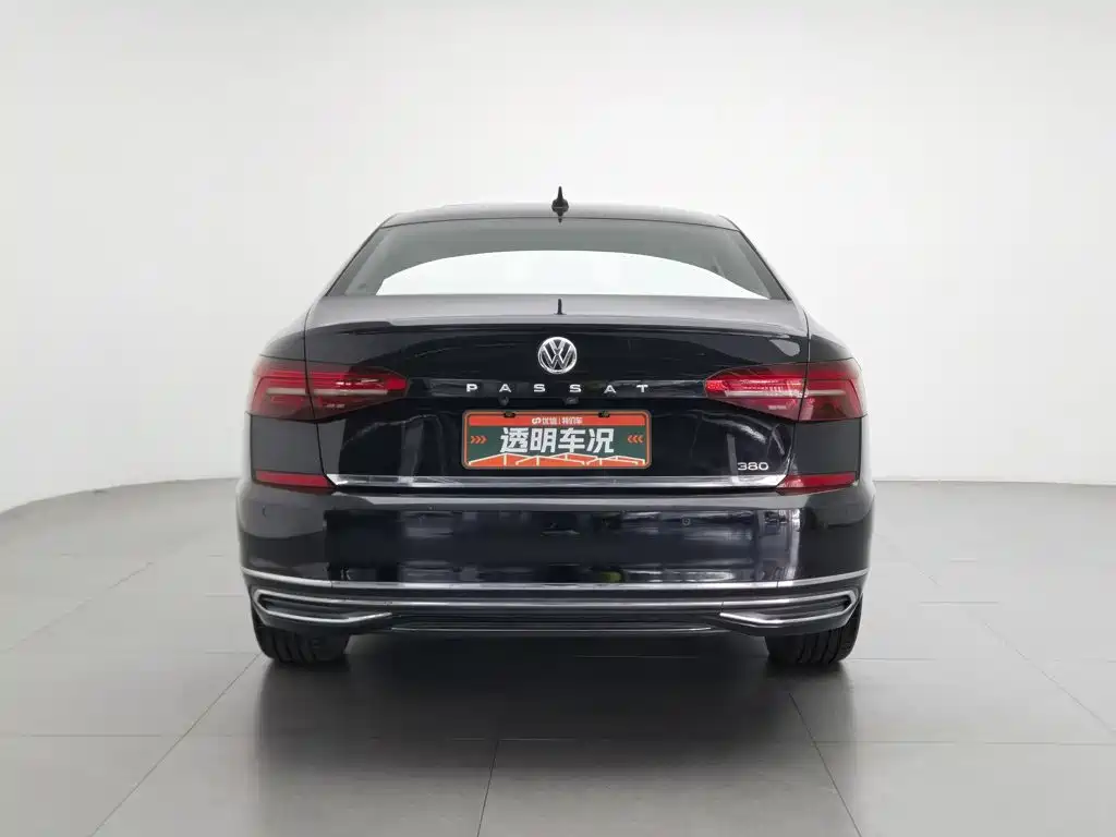 Фото 4 - Volkswagen Passat