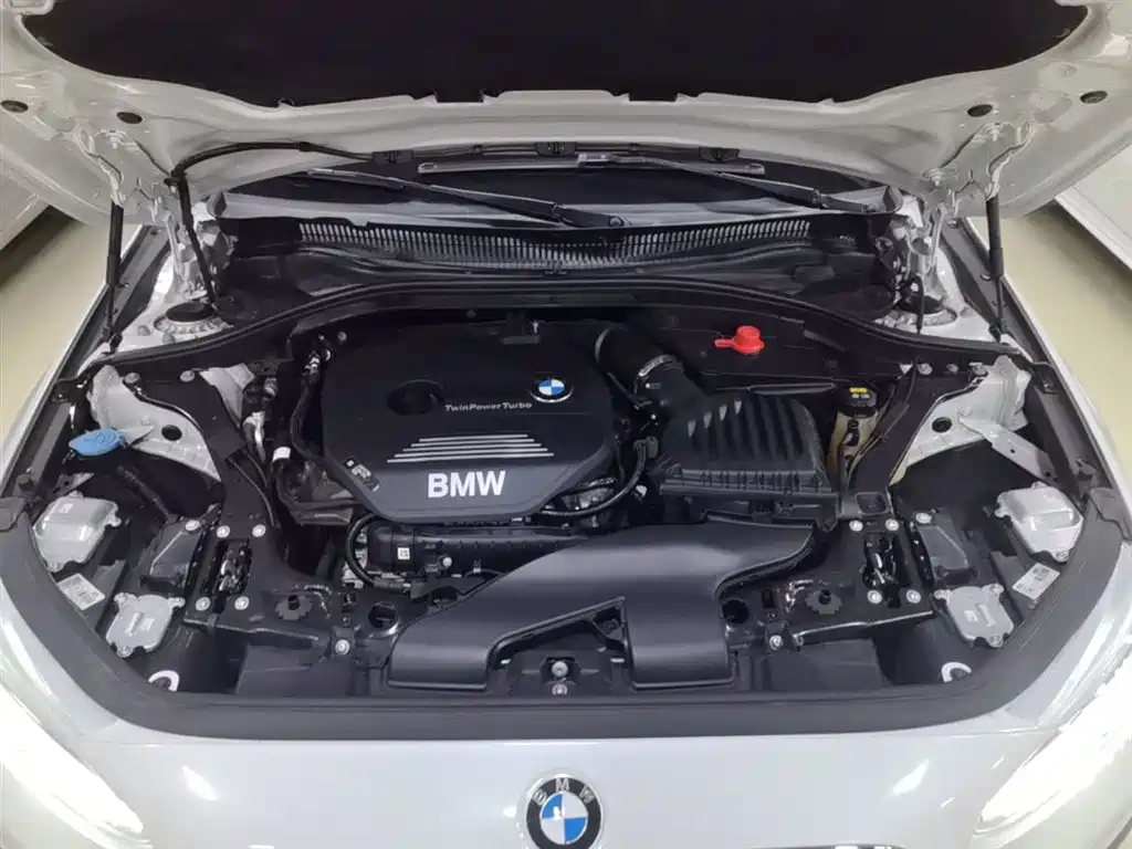BMW 1 Series 2019 118i Fashion Edition фото 20