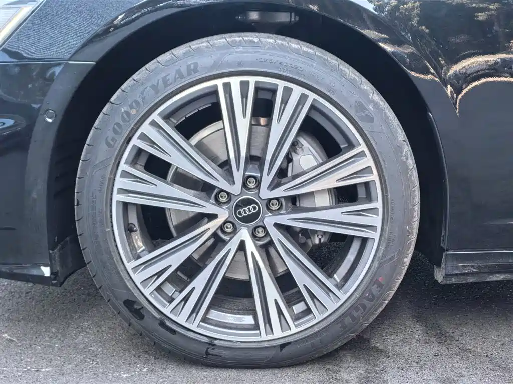 Audi A6L 2025 45 TFSI Premium Sport фото 20