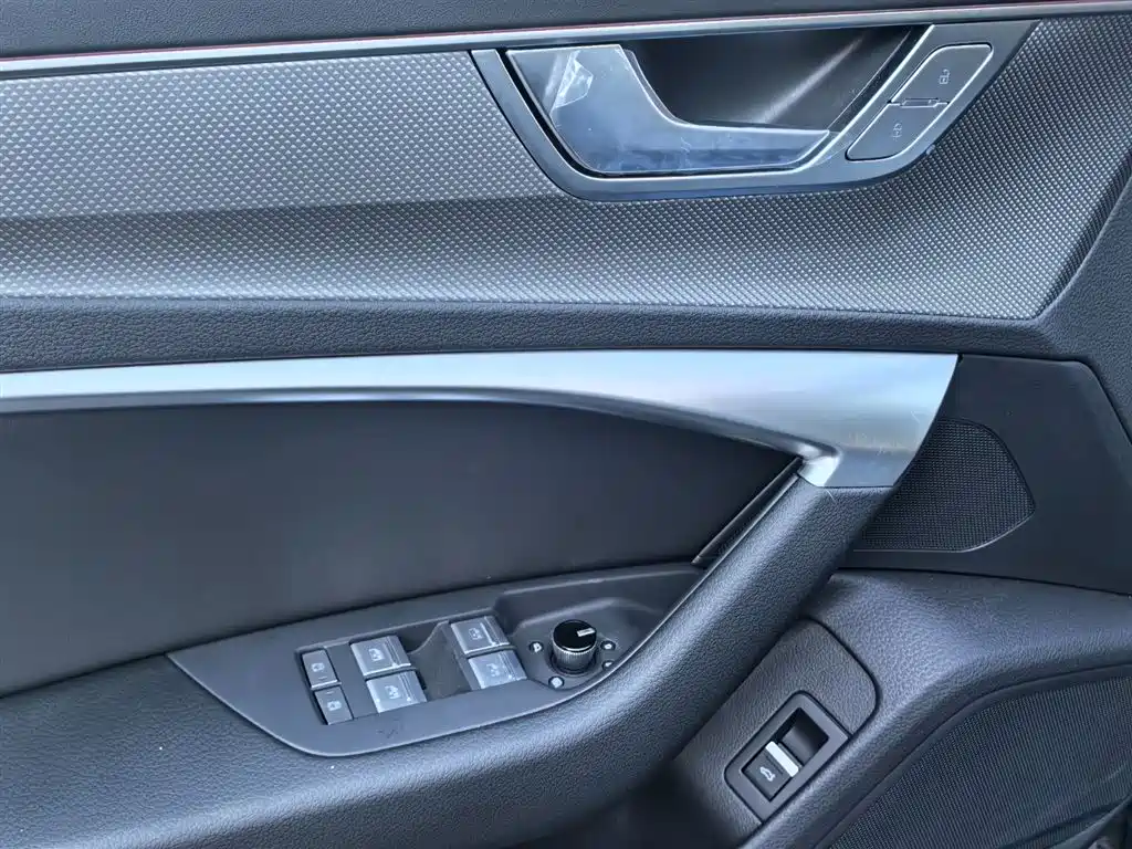 Audi A6L 2025 45 TFSI Premium Sport фото 15