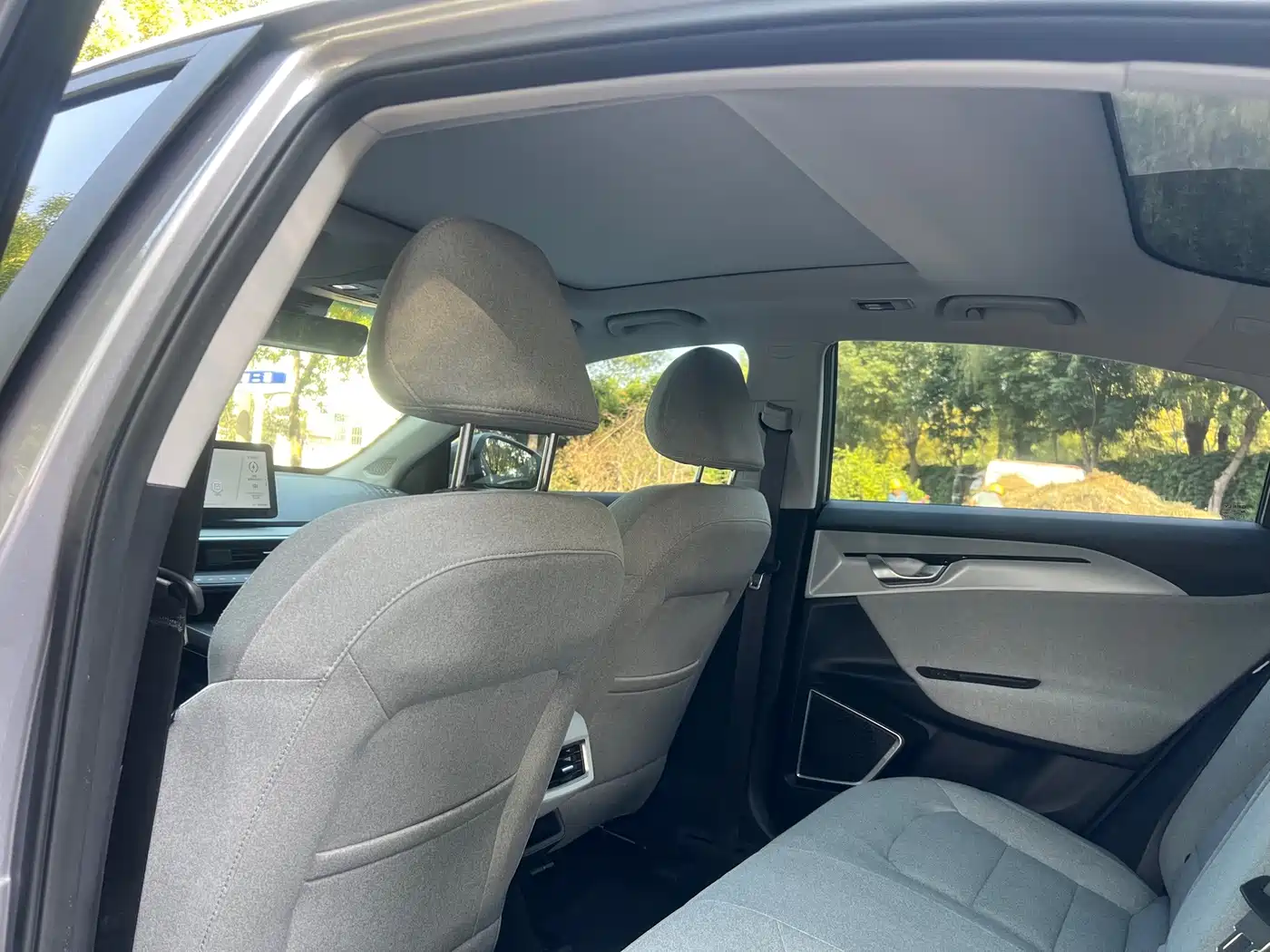 Фото 9 - Geely Geometry A