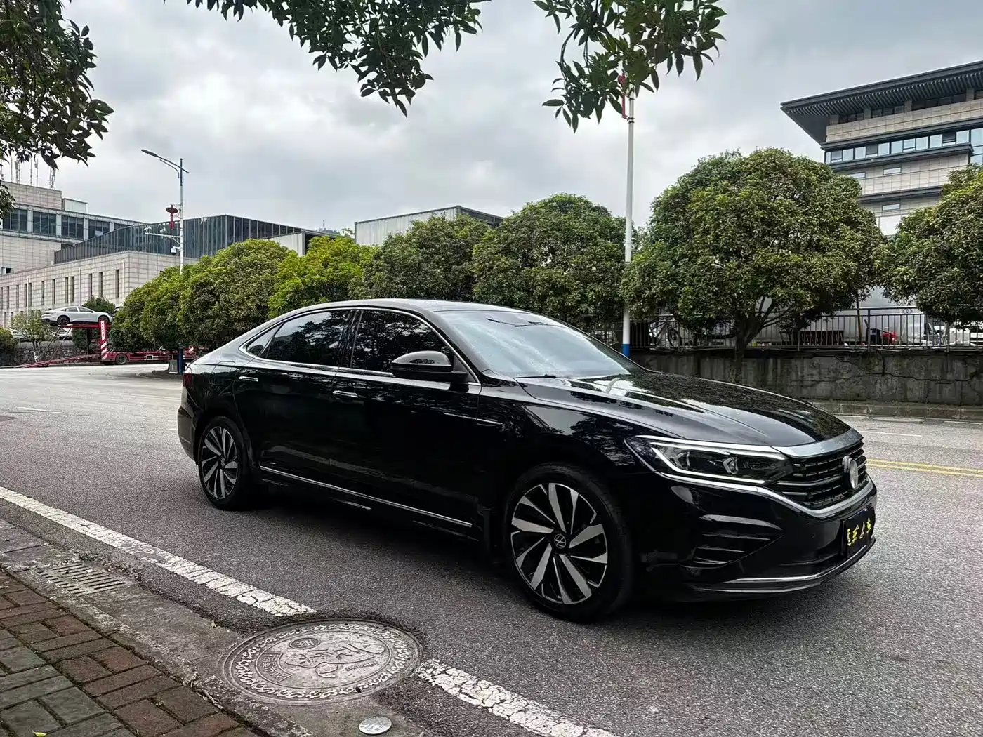 Volkswagen Passat 2024 380TSI Luxury