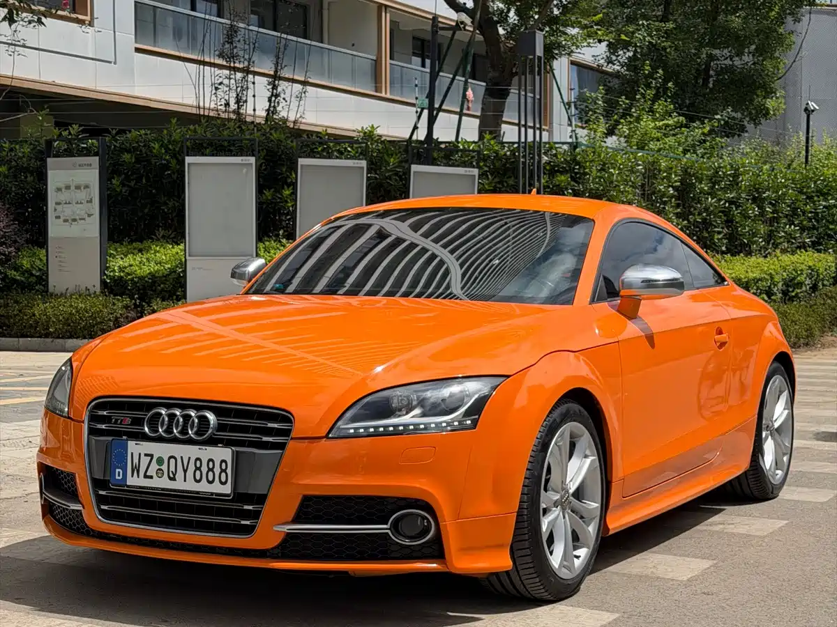 Audi TTS 2012 2011 Model TTS Coupe 2.0TFSI quattro