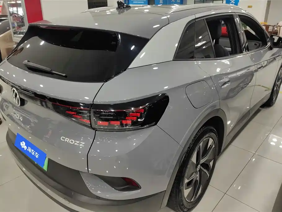 Volkswagen ID.4 CROZZ 2022 Standard Range PURE Edition фото 3