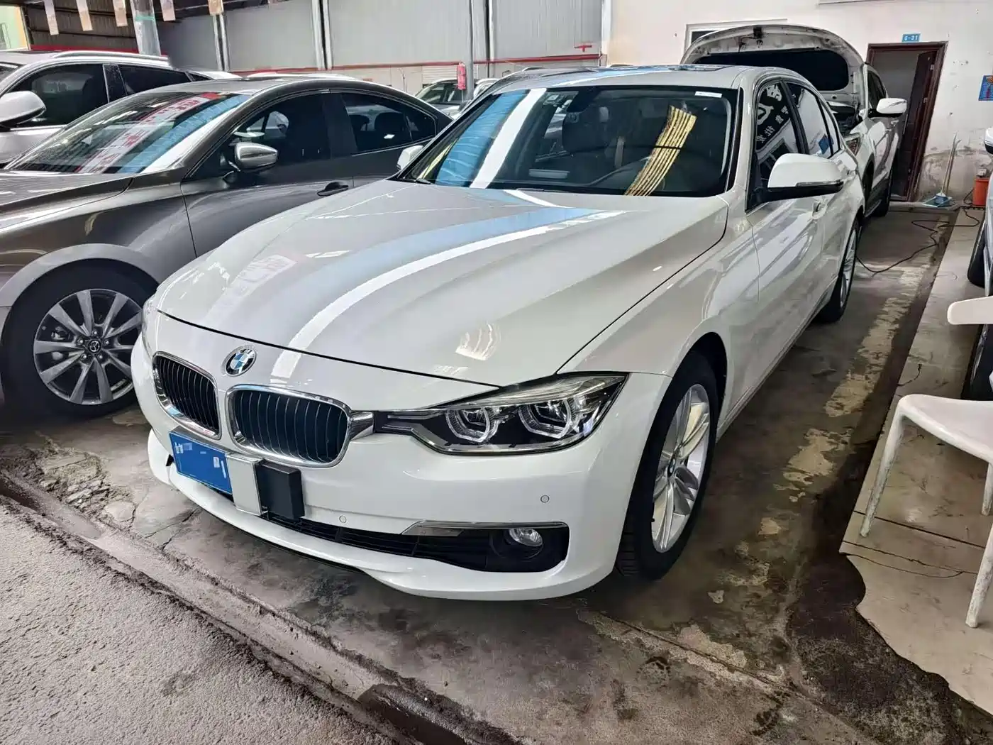 BMW 3 Series 2016 320Li Fashion Model