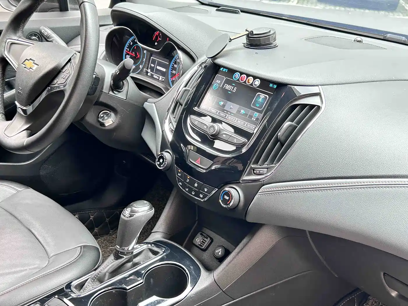 Chevrolet Cruze 2017 1.4T DCT Stylish фото 6