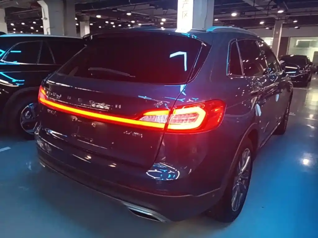 Фото 7 - Lincoln MKX