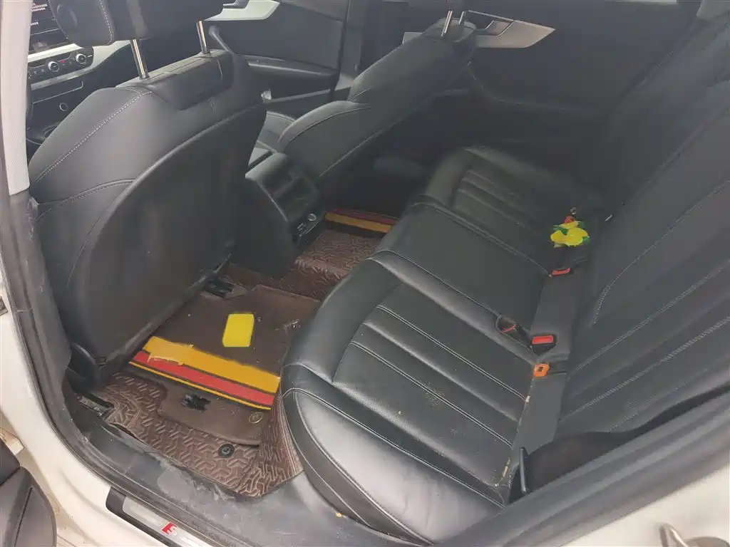 Audi A4L 2020 40 TFSI Fashion Dynamic Edition фото 9