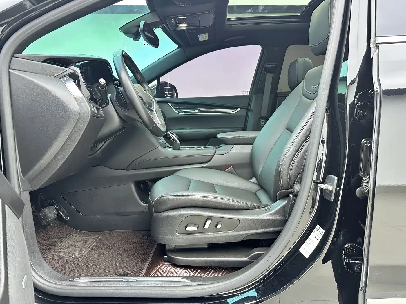 Cadillac XT5 2021 2.0T 2WD Luxury Edition фото 6