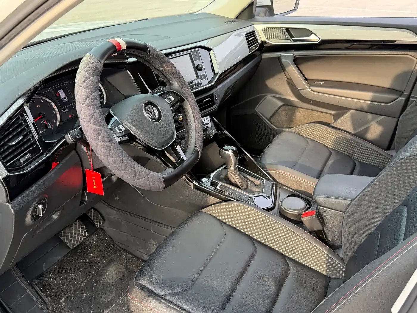 Volkswagen Tayron 2019 330TSI 2WD Luxury China VI фото 4