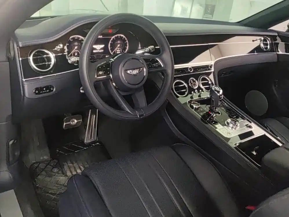 Photo 4 - Bentley Continental