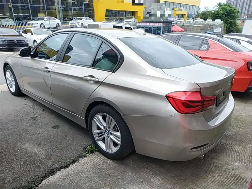 BMW 3 Series 2016 320i Fashion Model фото 5