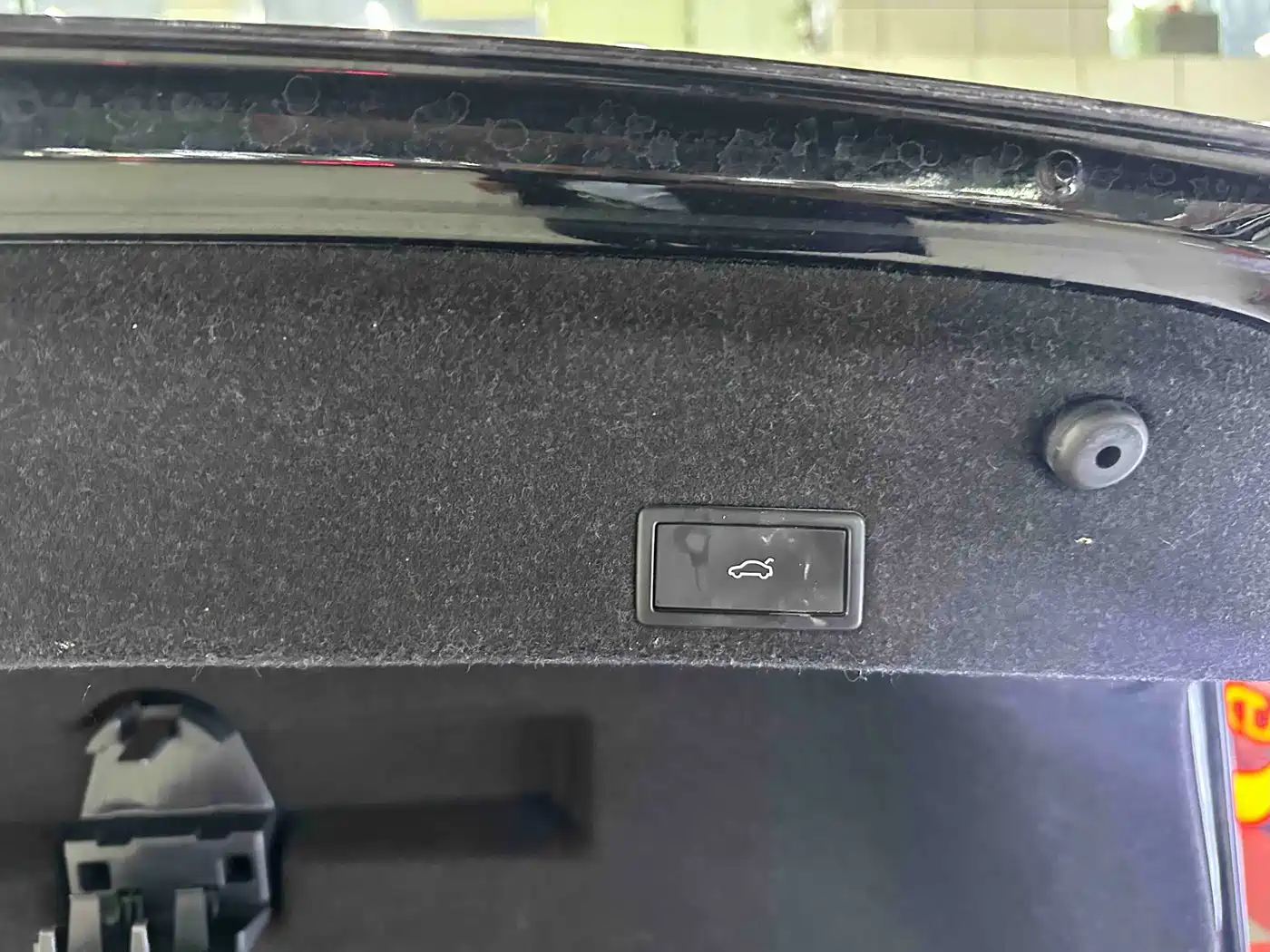 Volkswagen Magotan 2023 Model 2 Million Commemorative Edition 330TSI DSG Luxury фото 18