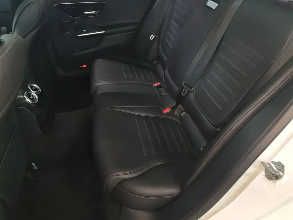 Mercedes-Benz C-Class 2022 Facelift C 260 L Sport фото 13