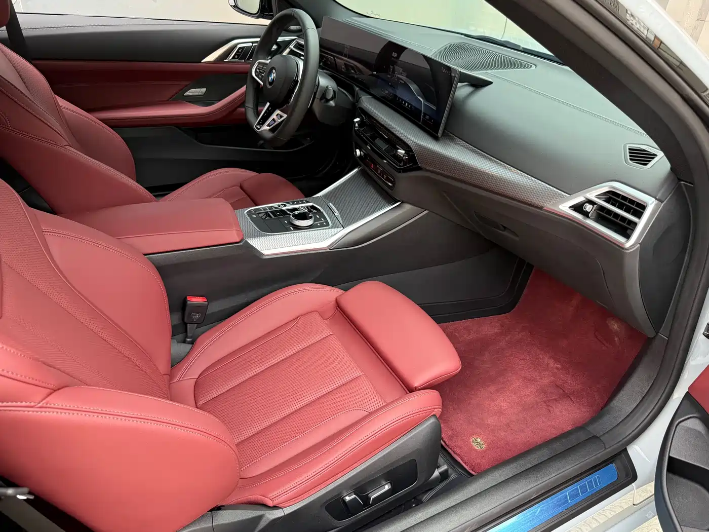 BMW 4 Series 2024 430i M Sport Shadow Edition фото 13