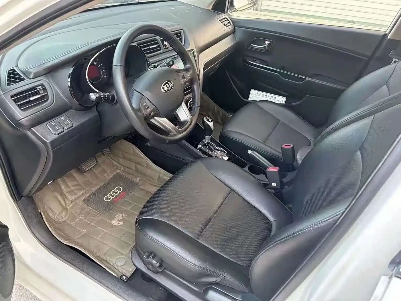 Kia K2 2015 Sedan 1.6L AT Premium фото 7