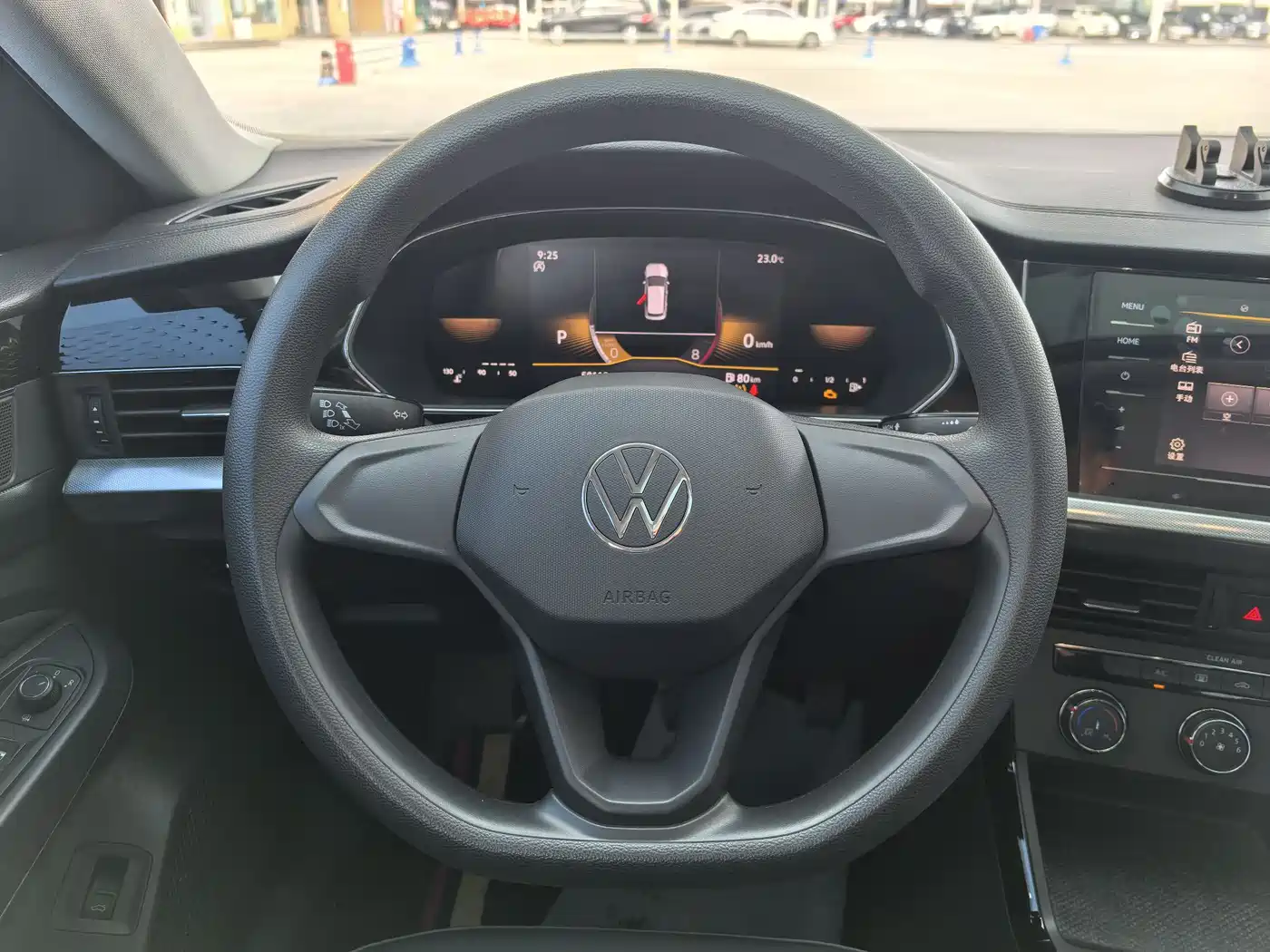 Volkswagen Passat 2023 280TSI Business Edition фото 13