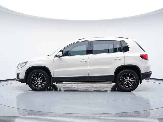 Volkswagen Tiguan 2015 1.8TSI Automatic 2WD Highline — фото 5