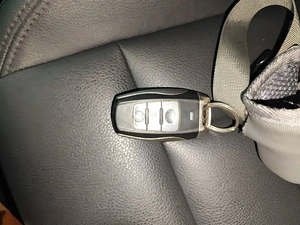 Haval H6 Coupe 2015 Model Blue Label 2.0T Automatic 2WD Elite фото 9