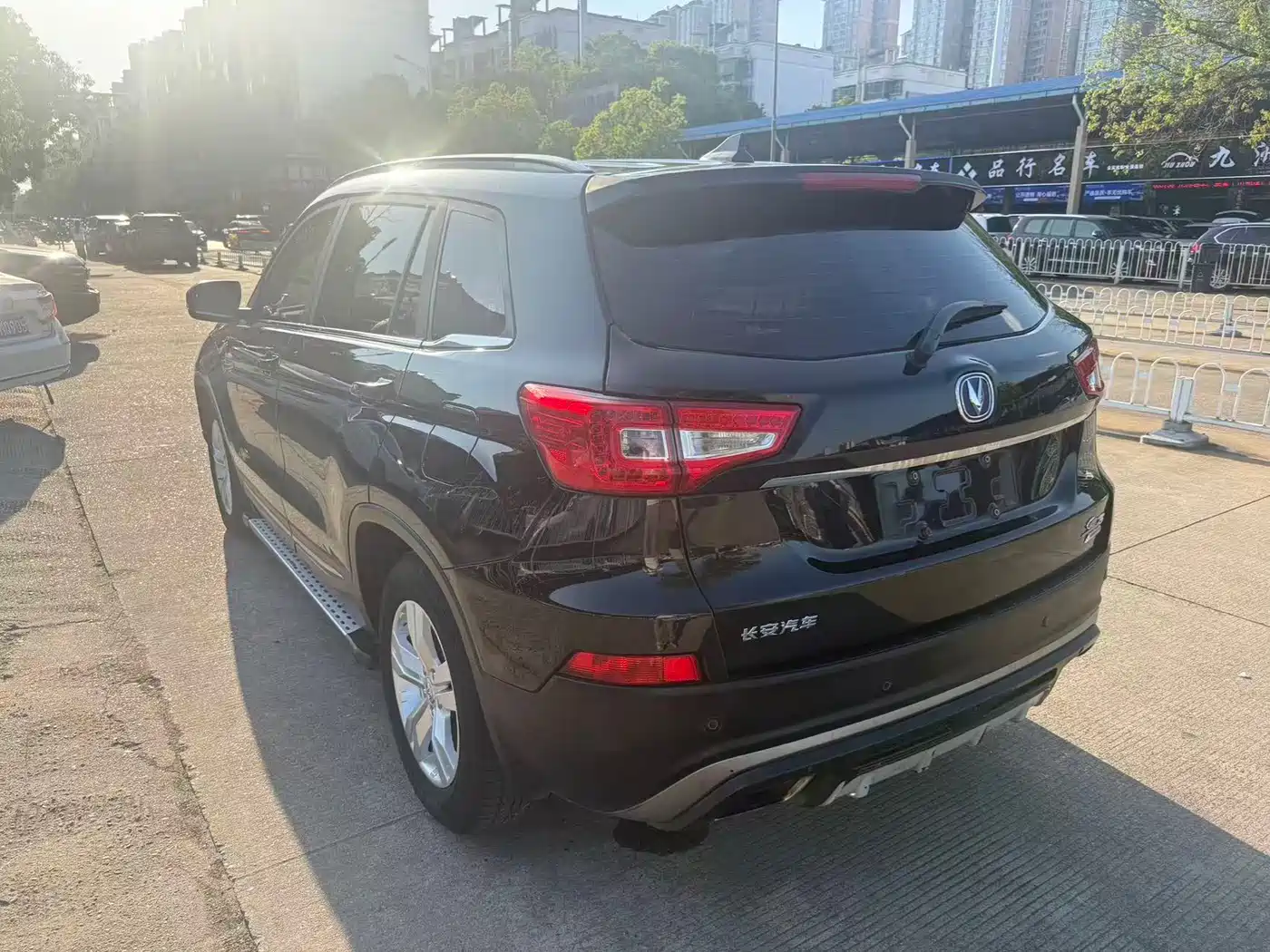 CHANGAN CS75