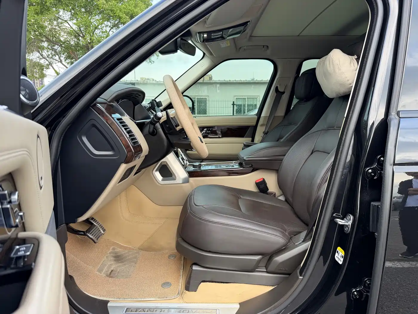 LAND ROVER RANGE ROVER