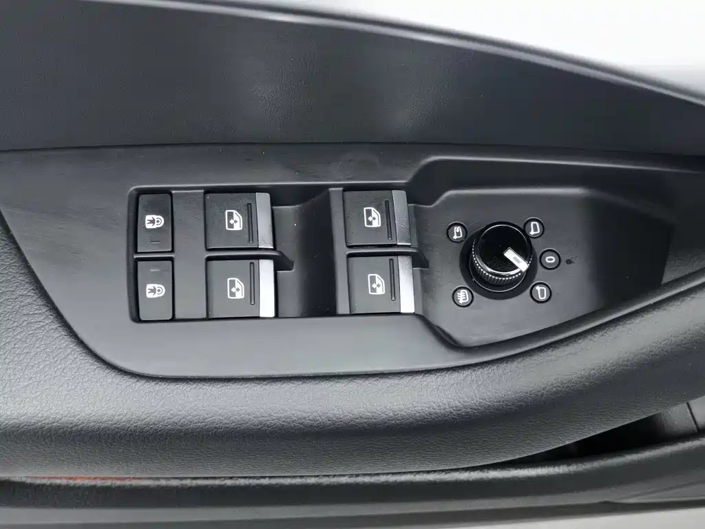 Audi A6L, миниатюра 9