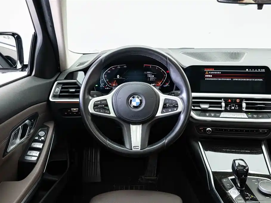 BMW 3 Series 2021 325Li M Sport Package фото 17