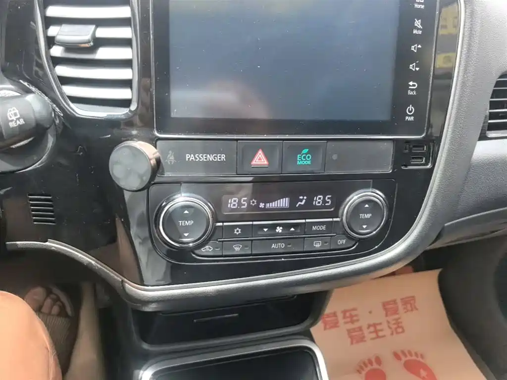 Mitsubishi Outlander 2018 2.0L 2WD Glory Edition 5-seater фото 13