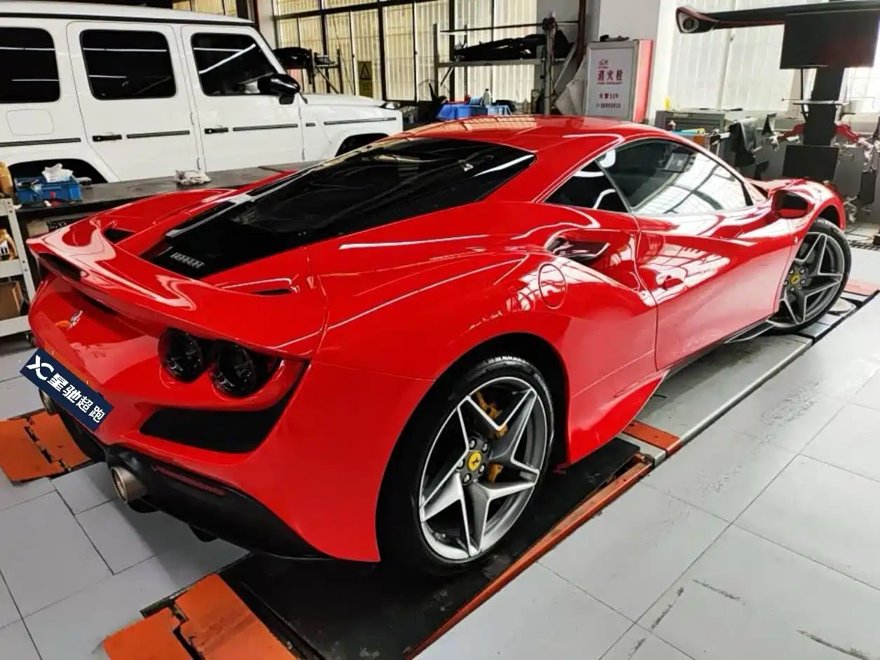 Ferrari F8 2021 2019 Tributo 3.9T V8