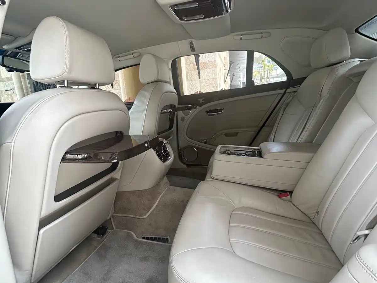 Bentley Mulsanne 2012 6.8T EIC Special Custom Edition фото 10