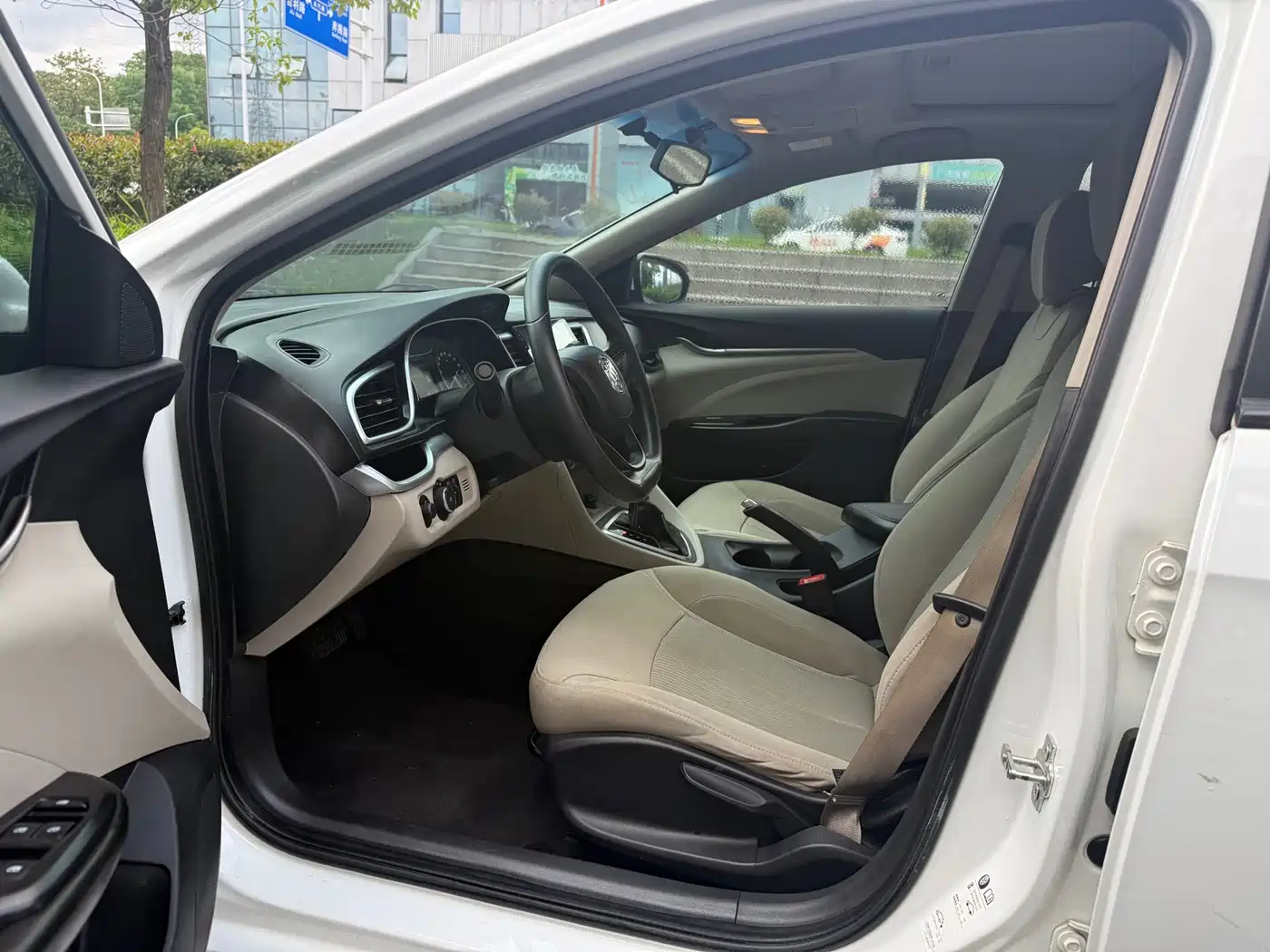 Buick Excelle 2015 15N Automatic Elite фото 7
