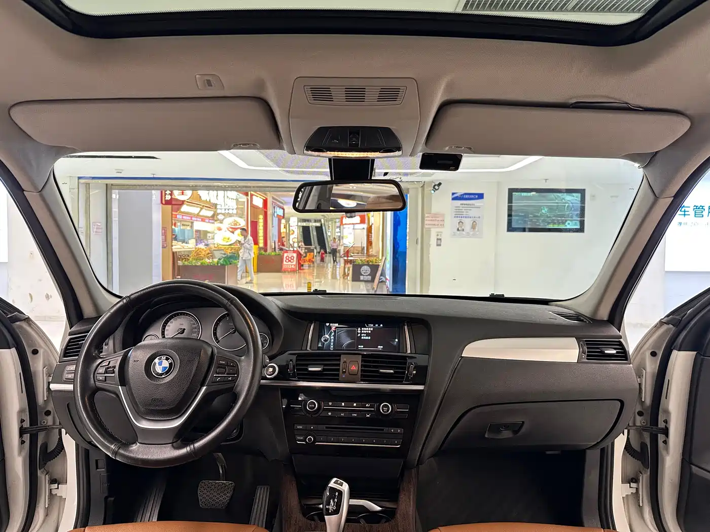 BMW X3 (Import) 2014 xDrive28i Leading Edition фото 20