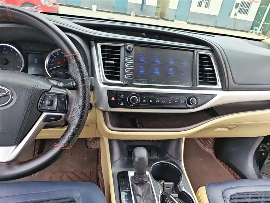 Toyota Highlander 2018 2.0T 2WD Elite 5-Seater China VI фото 13