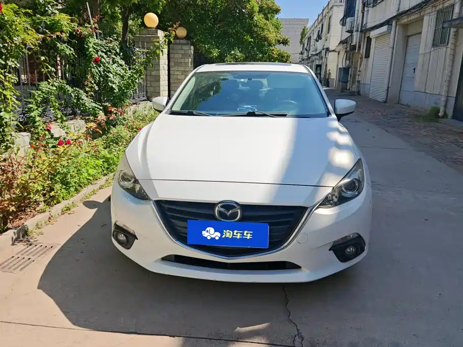 Mazda Mazda 3 2014 2014 Sedan 1.5L Automatic Luxury