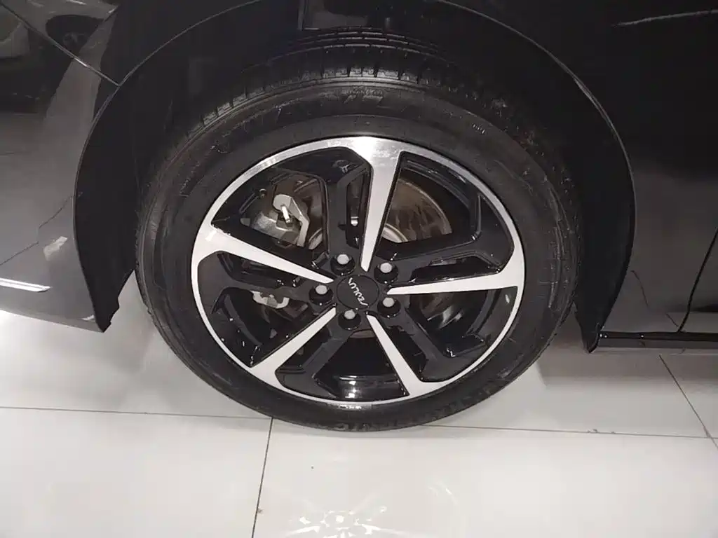 Dongfeng Aeolus Yixuan MAX 2024 2024 1.5T Luxury Edition