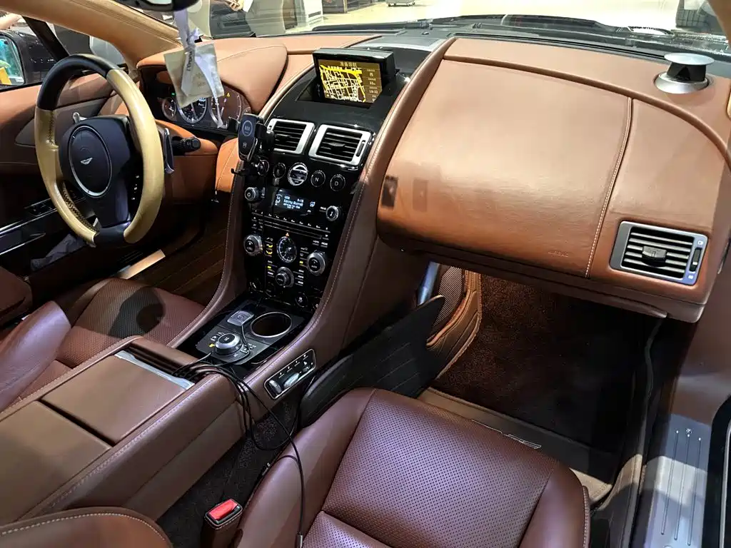 Aston Martin Rapide 2012 2010 6.0L