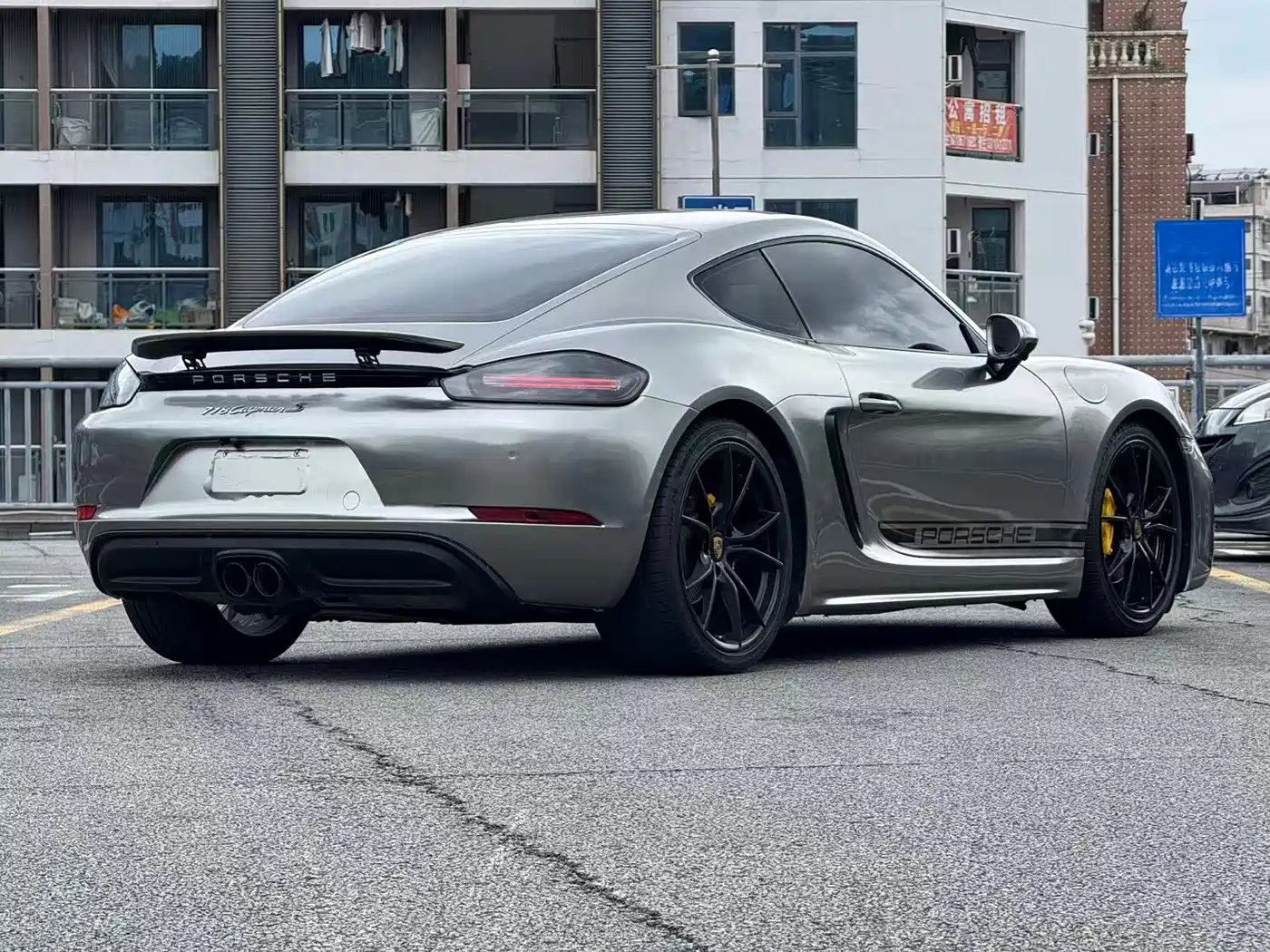 Porsche 718 2018 Cayman 2.0T фото 7