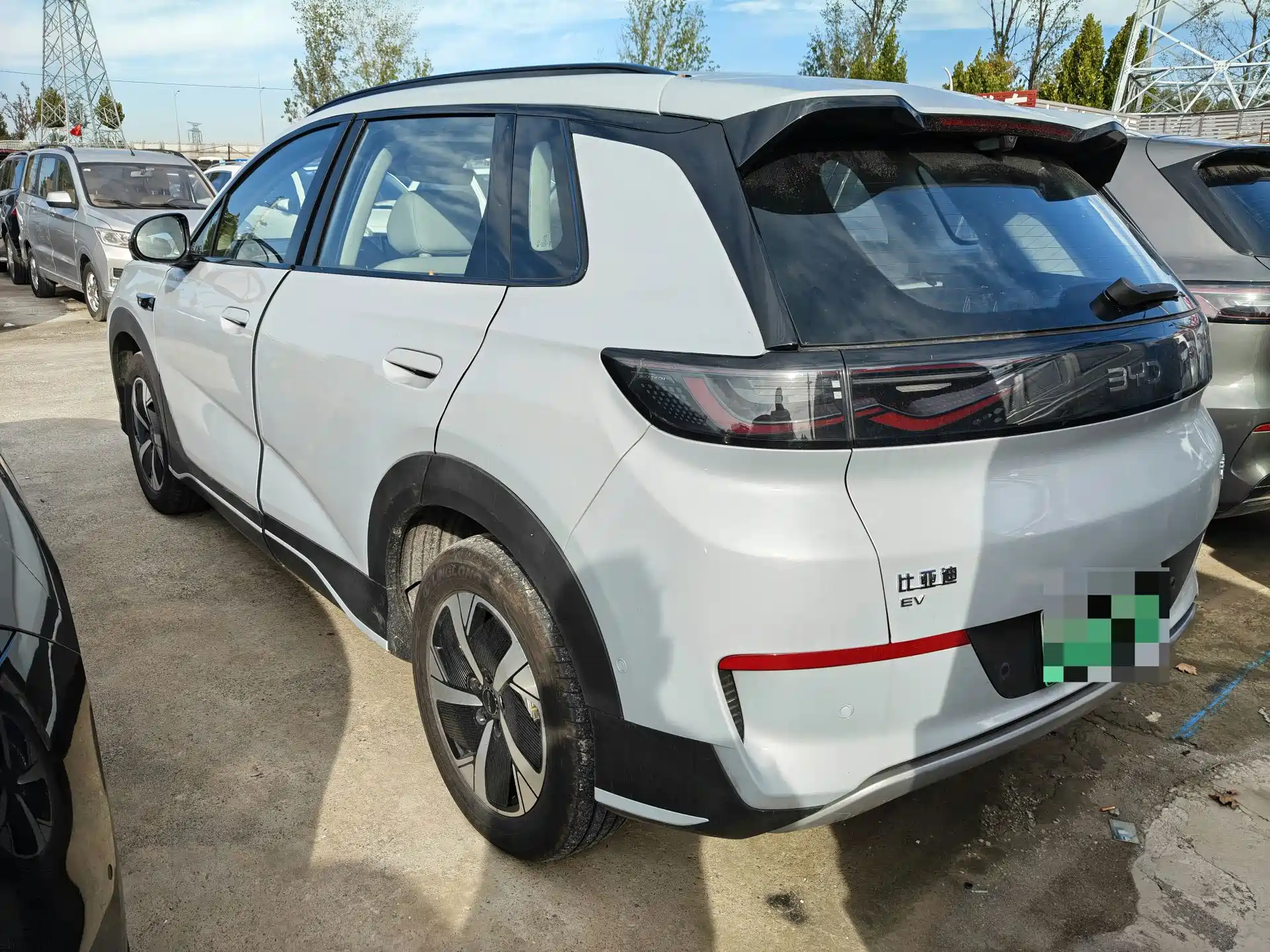 Photo 7 - BYD Hai Shi 05 EV