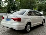 Фото 8 - Volkswagen Jetta