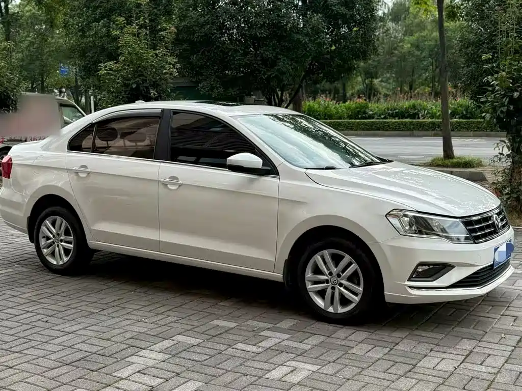 Фото 7 - Volkswagen Jetta